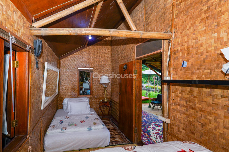 Villa Saung Ibu Bogor