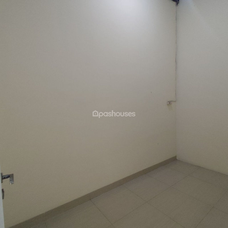 Perumahan Duta Garden Cluster Beverly Hills Blok E4 No.40