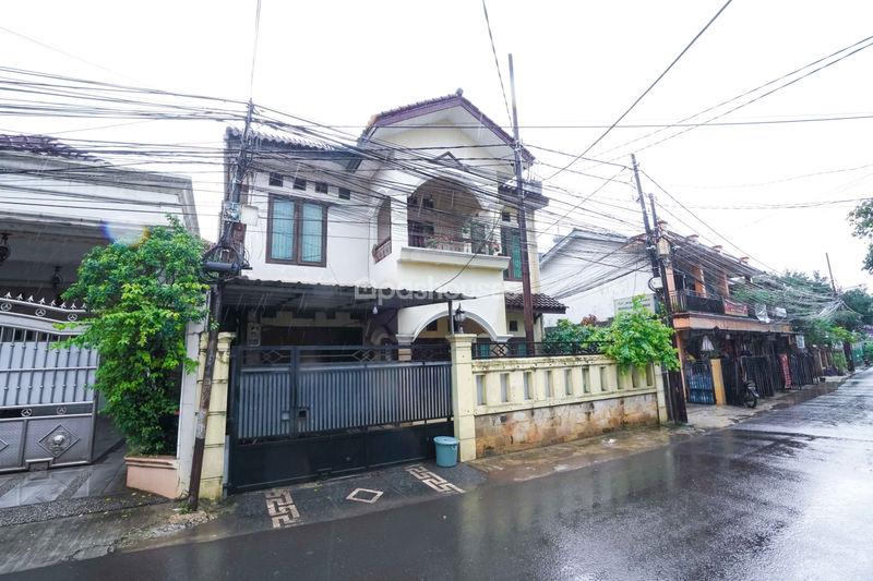 Jalan Tanjung Barat Selatan