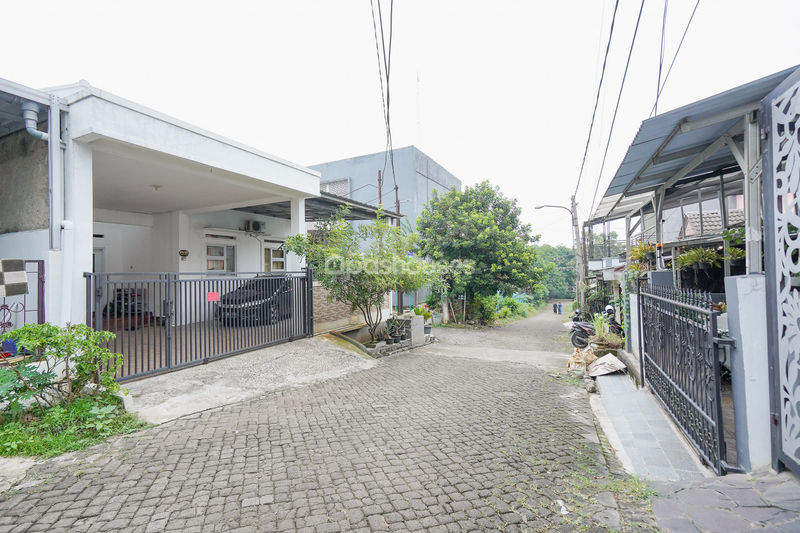 Perumahan Bukit Rivaria Sawangan Blok D4 No.27