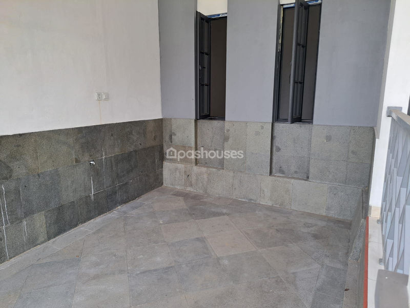 Erfina Kencana Regency Cluster Bisbol