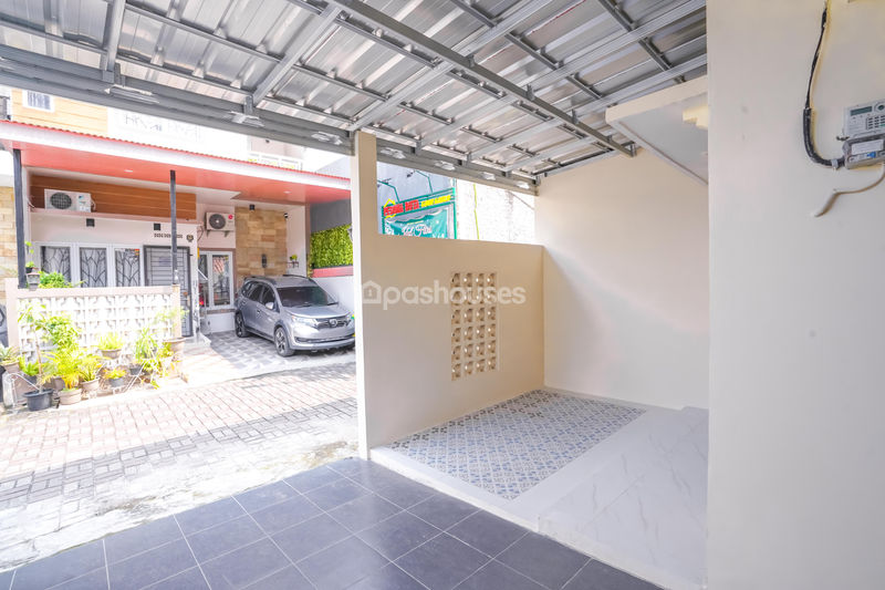 Pesona Duta Town House
