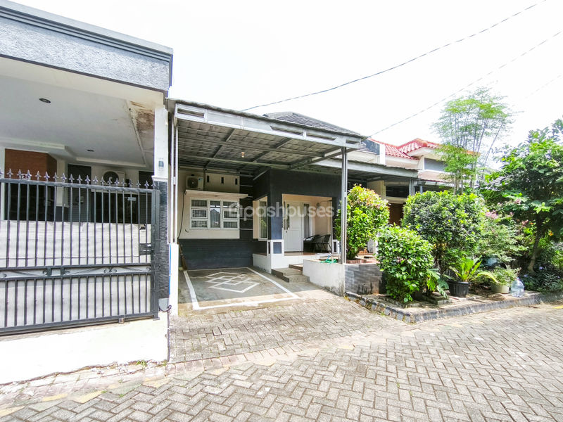 Erfina Kencana Regency Cluster Taman EK Playground No.18