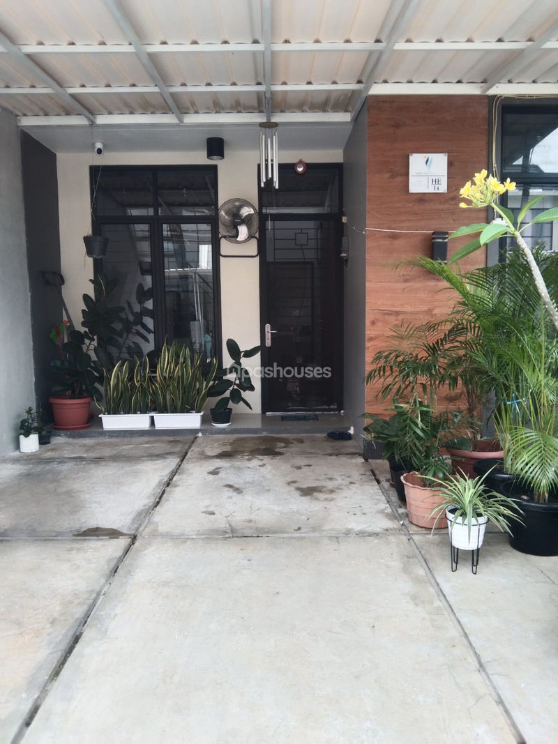 Perumahan Nirwana Hills Serpong Cluster Hoya Blok HE No.14