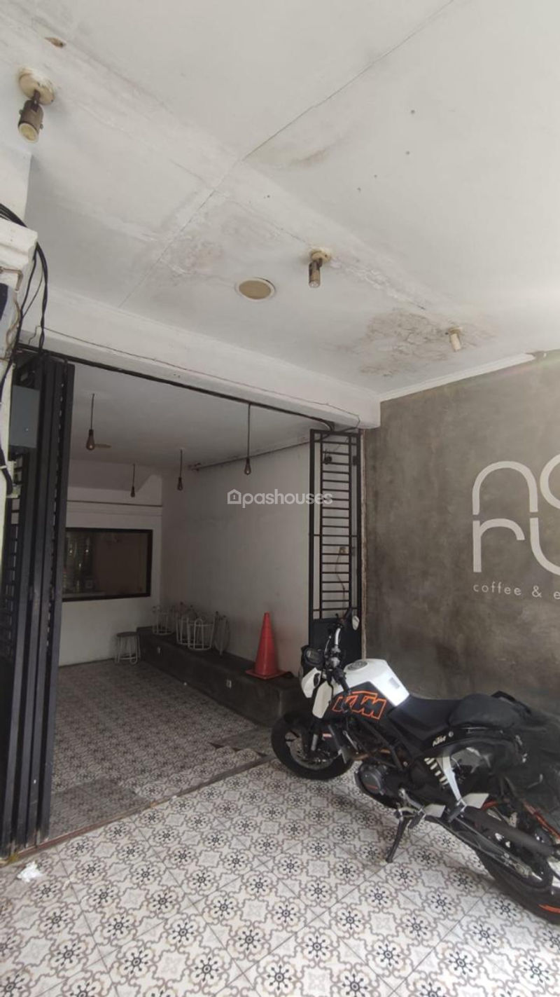 Jl. Jenderal Basuki Rachmat, Jatinegara