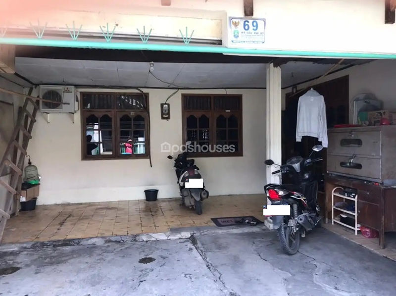 Jalan KH. Muchtar Tabrani No.69