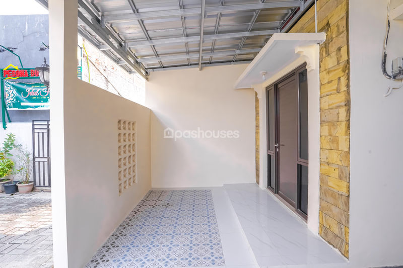 Pesona Duta Town House