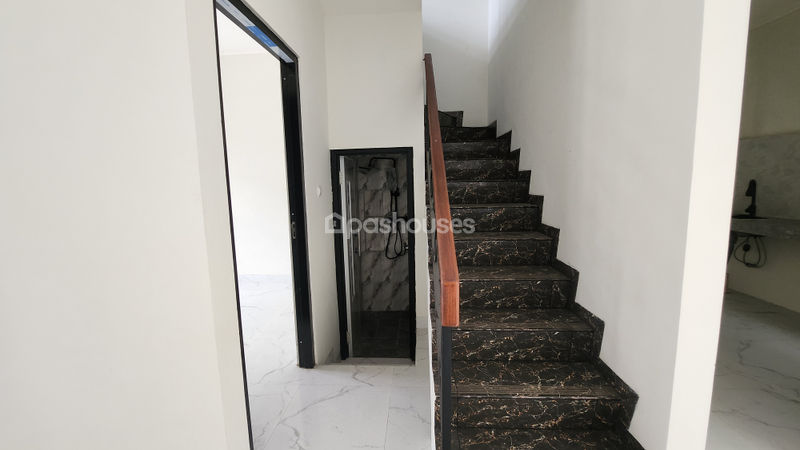 Jalan Ciomas Mansion 