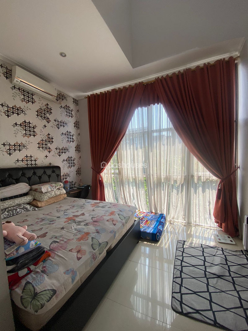 Perumahan Palm Mansion Residence No.12
