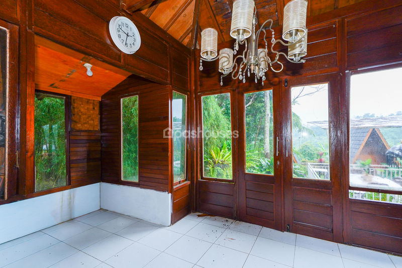 Villa Saung Ibu Bogor