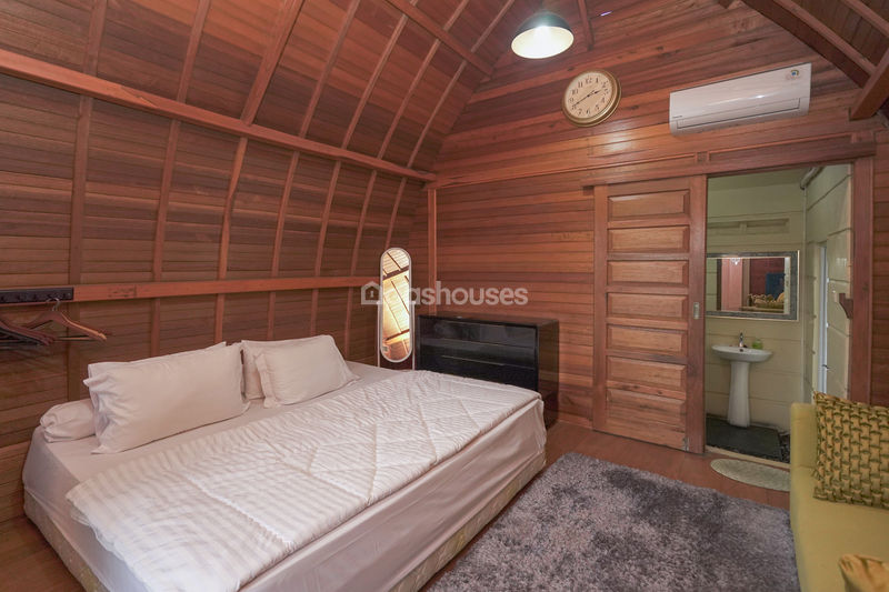 Villa Saung Ibu Bogor