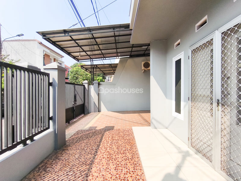 Perumahan Harapan Indah Cluster Boulevard Hijau Blok F3 No.12A