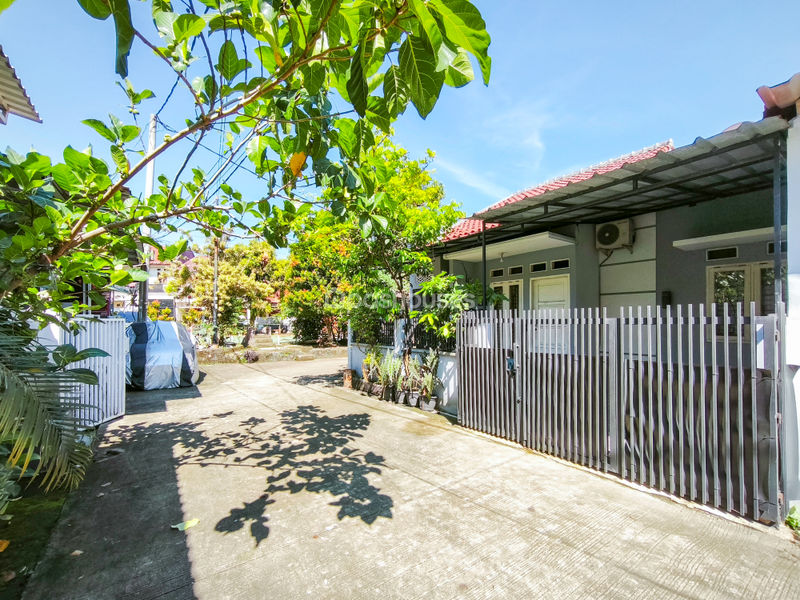 Villa Ciomas Indah