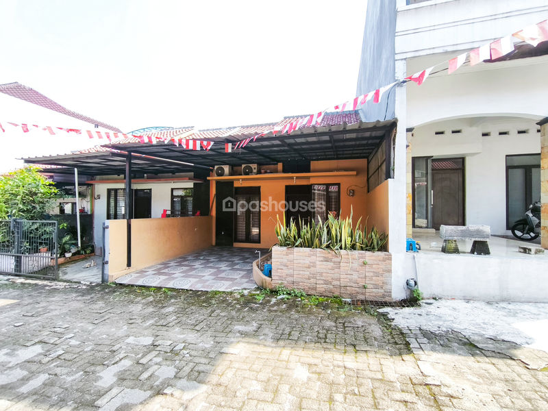 Townhouse Mutiara Pasir Kuda Blok A8