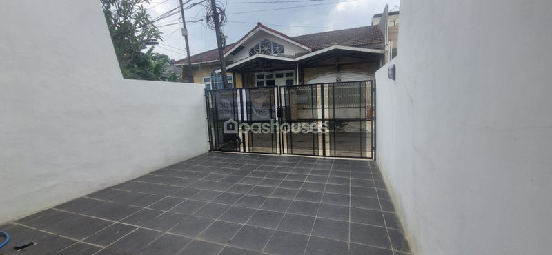 Komplek Megapolitan Cinere Blok J No.334 