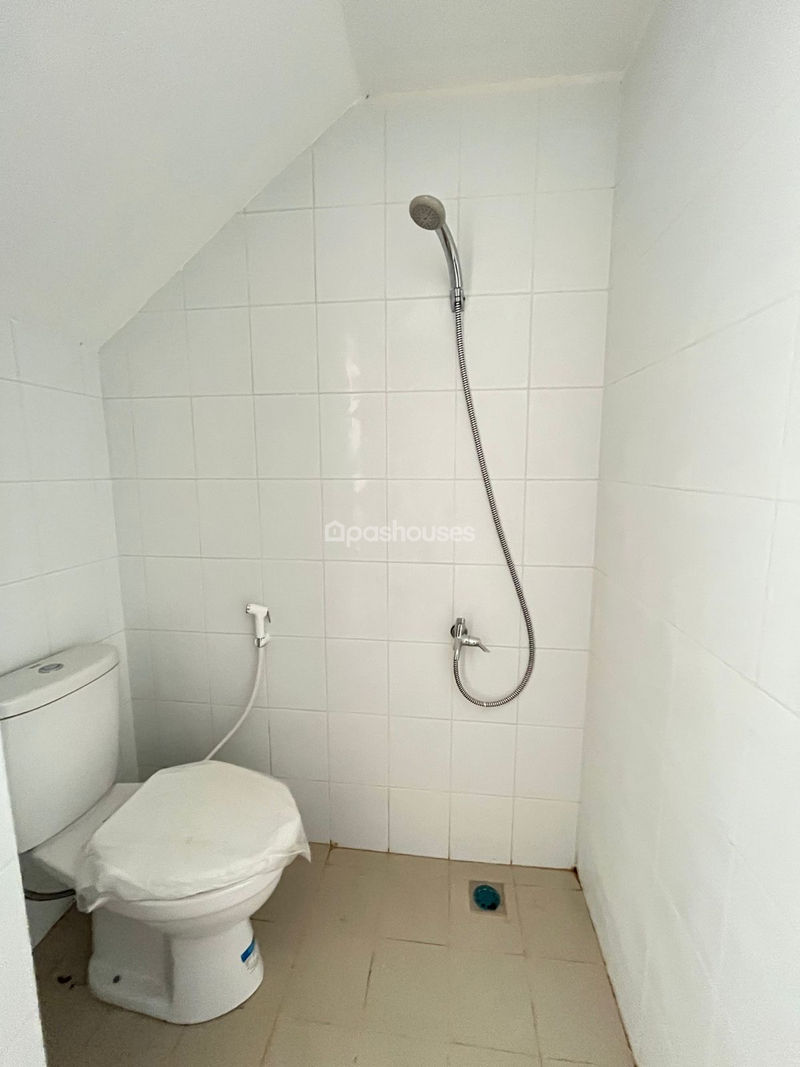 Perumahan Tropical Village Blok B No.5