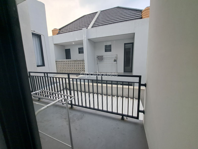 Gardens at Candi Sawangan Cluster Evergreen Blok E2