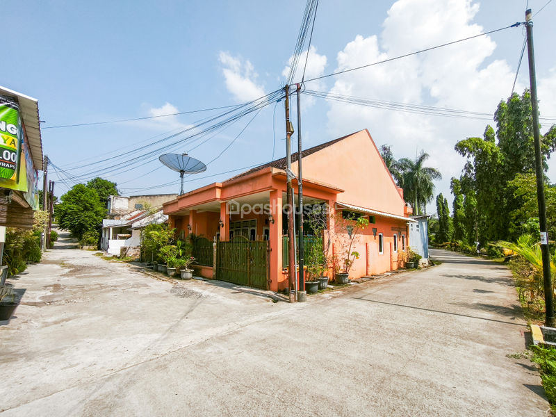 Perumahan Bumi Insani Blok B1 No.11