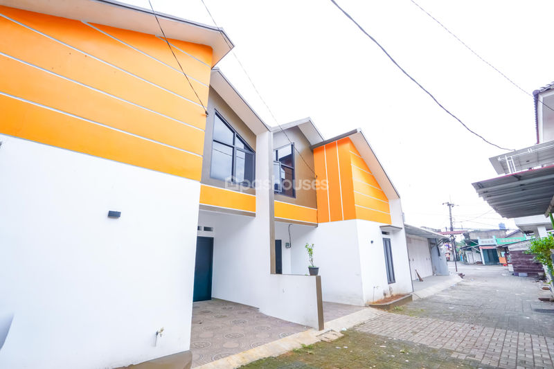 Jalan Caringin Rangkapan Jaya