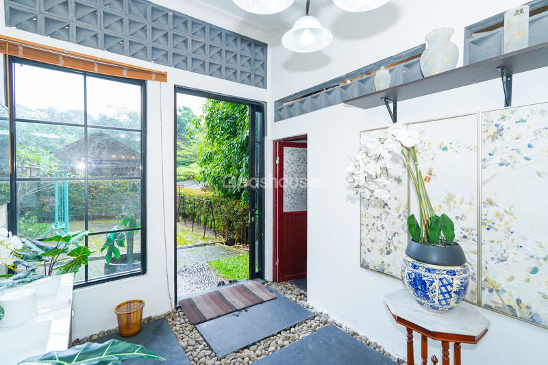 Villa Saung Ibu Bogor