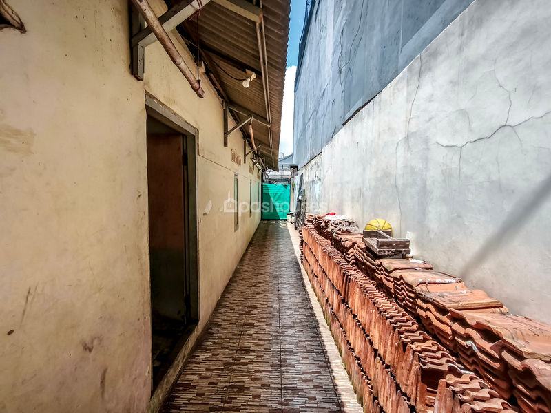 Jalan MT Haryono No.37 Tangerang