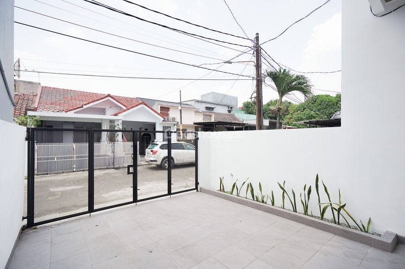 Harapan Indah Bekasi Blok G7 No.18