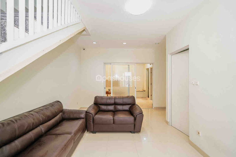 Perumahan Mahogany Grove Serpong