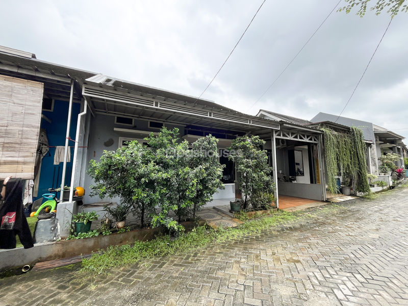 Perumahan Diamond Residence Blok B No.8