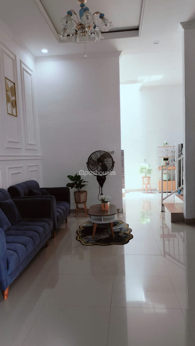 Jalan Sawo Kupu Bombay Depok