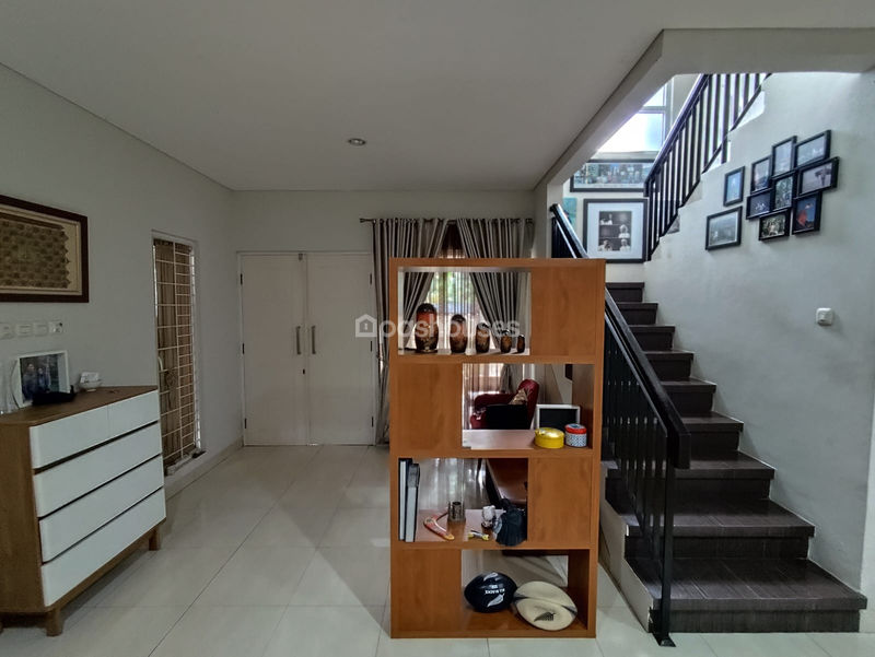 Perumahan Raffles Hills Blok V2 No.38