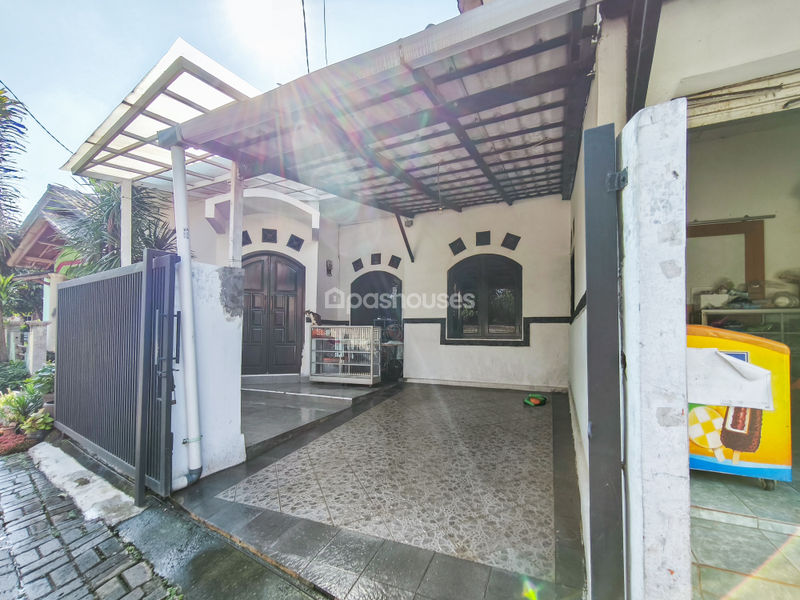 Jalan Keramat 1 No.14 Depok