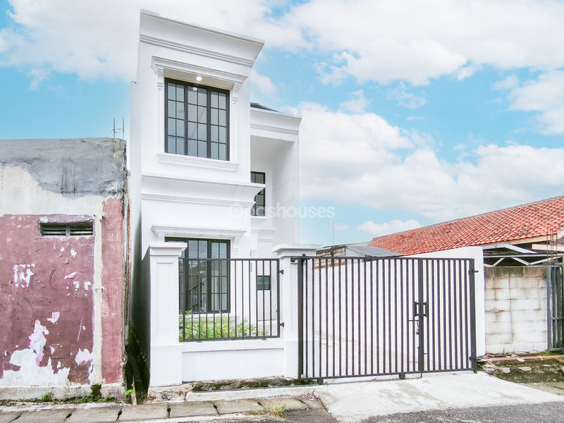 Jalan Raya Cijahe