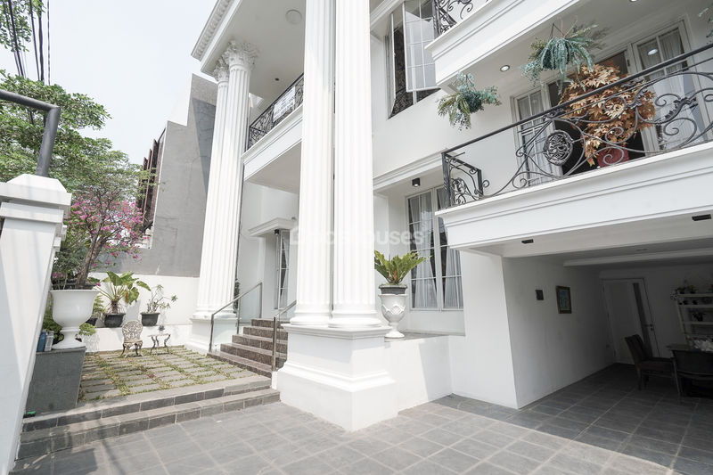 Perumahan Mediterania Regency Cikunir