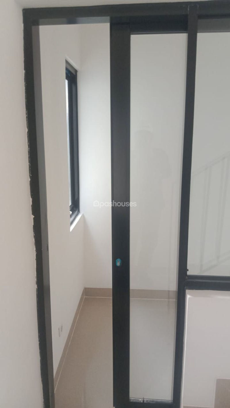 Cluster Bhumi Anvaya Adhi City Sentul Blok E
