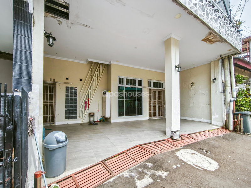 Perumahan Acropolis Karadenan Blok KR