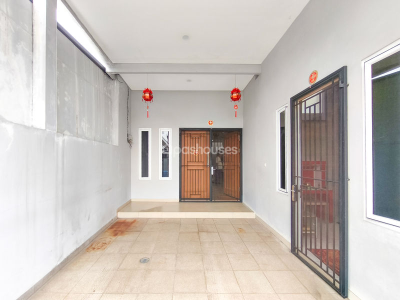 Graha Raya Cluster Bougenvile Loka Blok N6-15