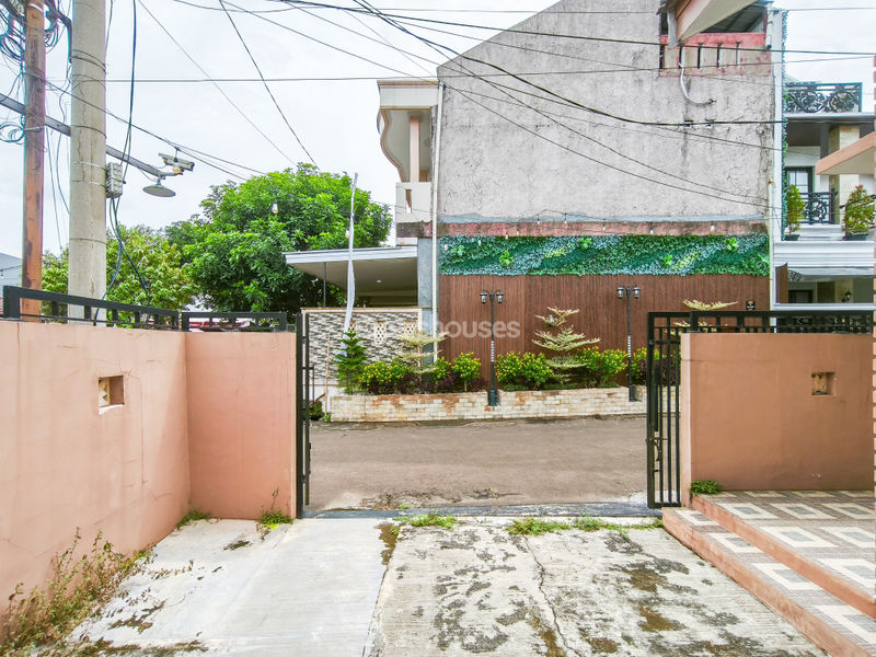 Perumahan Acropolis Karadenan Blok MY No.21