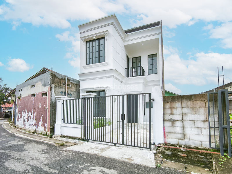 Jalan Raya Cijahe