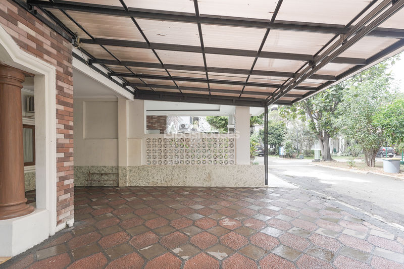 Perumahan Jatiwaringin Mansion No. 35