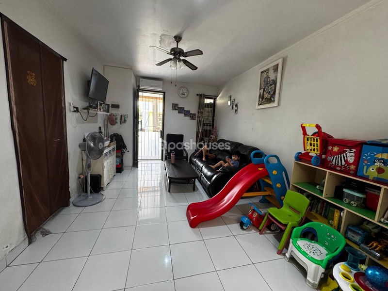 Grand Batavia Cluster Breeze Blok Gbb02/05