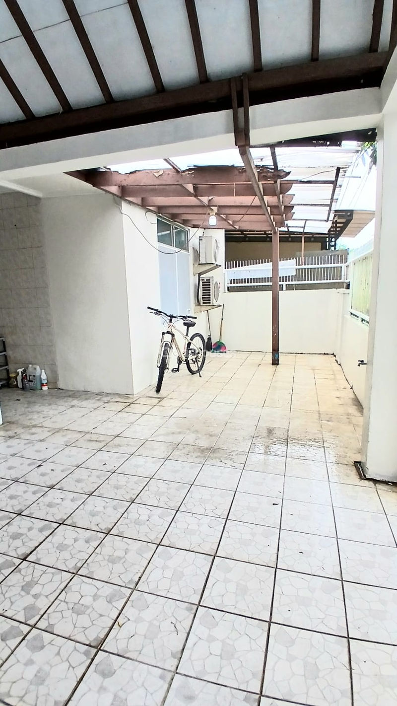 Graha Raya Cluster Dahlia Loka Blok RC3 No.10