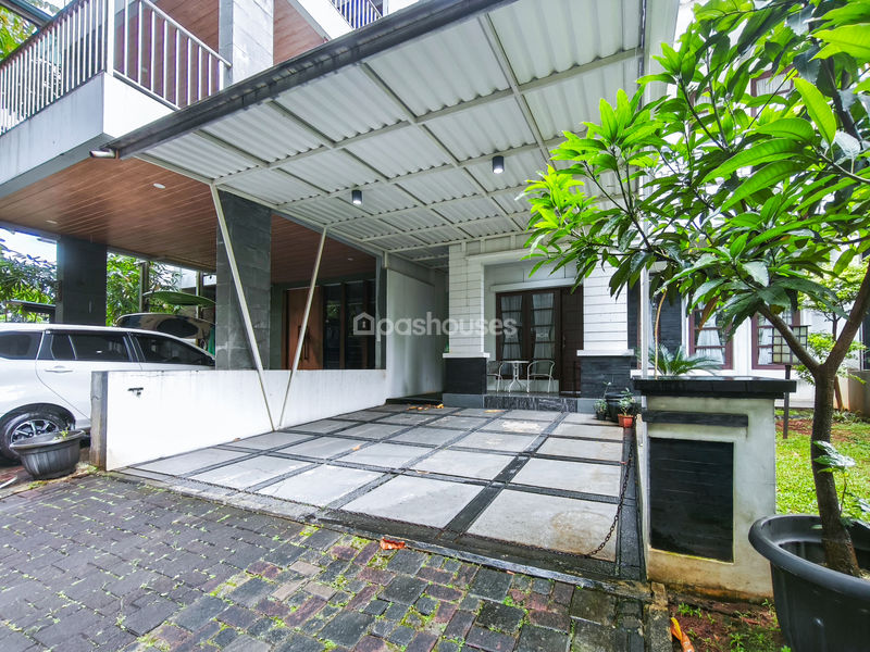 Legenda Wisata Zona Picasso Blok K5/10