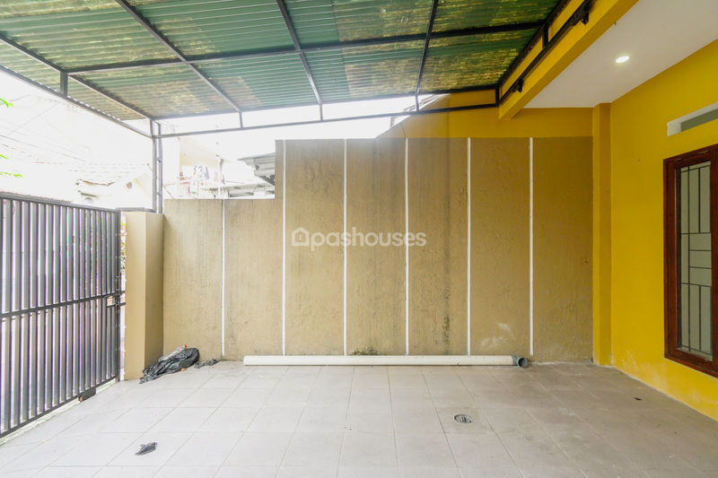 Perumahan Dukuh Zamrud Blok I-21 No.61