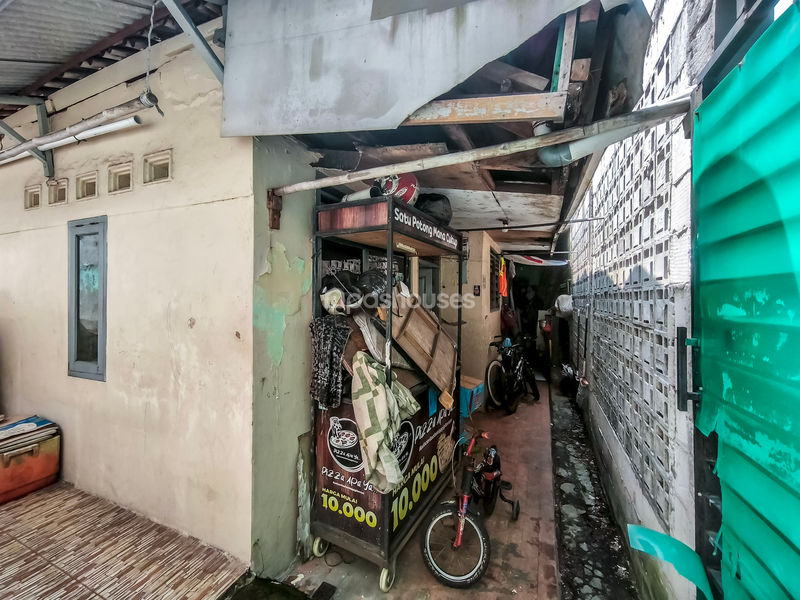 Jalan MT Haryono No.37 Tangerang