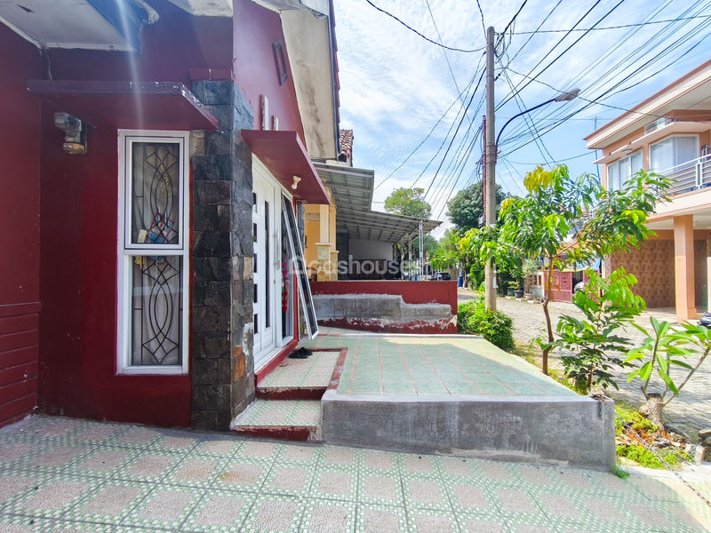 Perumahan Tatya Asri Cluster Baluwarti Blok B3 No.9