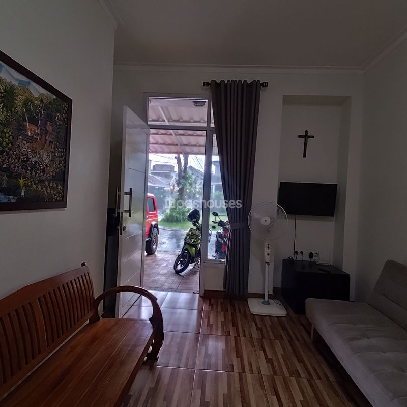 Graha Raya Cluster Eldora Blok H5 No.55