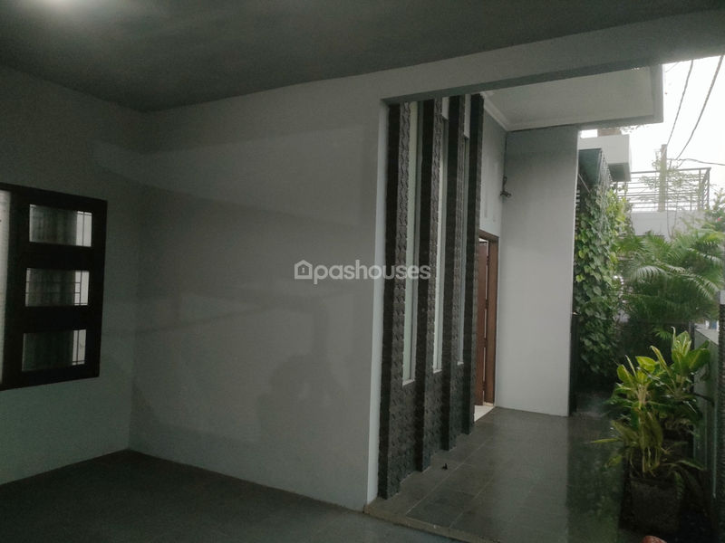 Jalan Mahoni 5 Blok C6 No.7