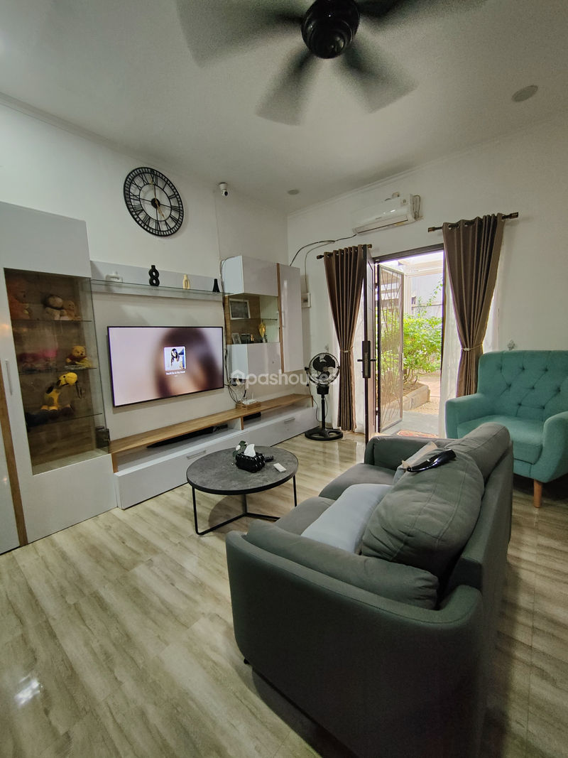 Perumahan Urbana Jatiwaringin Residence Blok B6