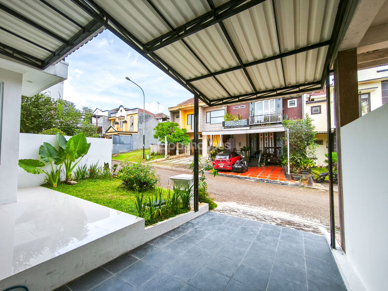 Legenda Wisata Zona Marcopolo Blok A11 No.28