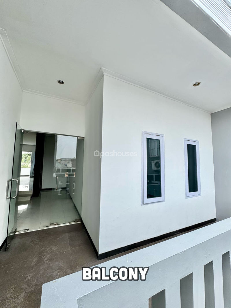 Jalan Fatimah Depok